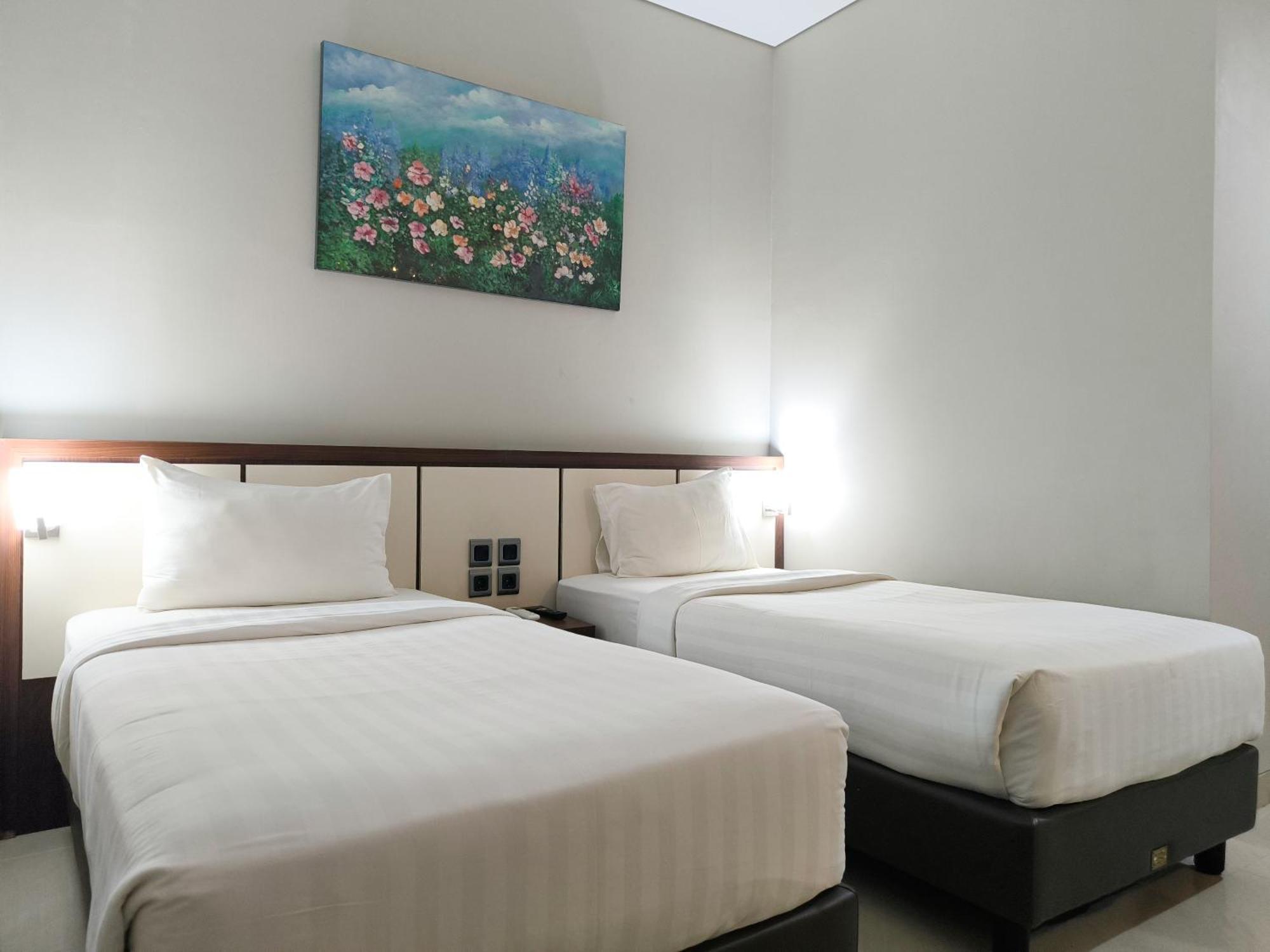 Rylich Panorama Hotel Sorong Habitación foto