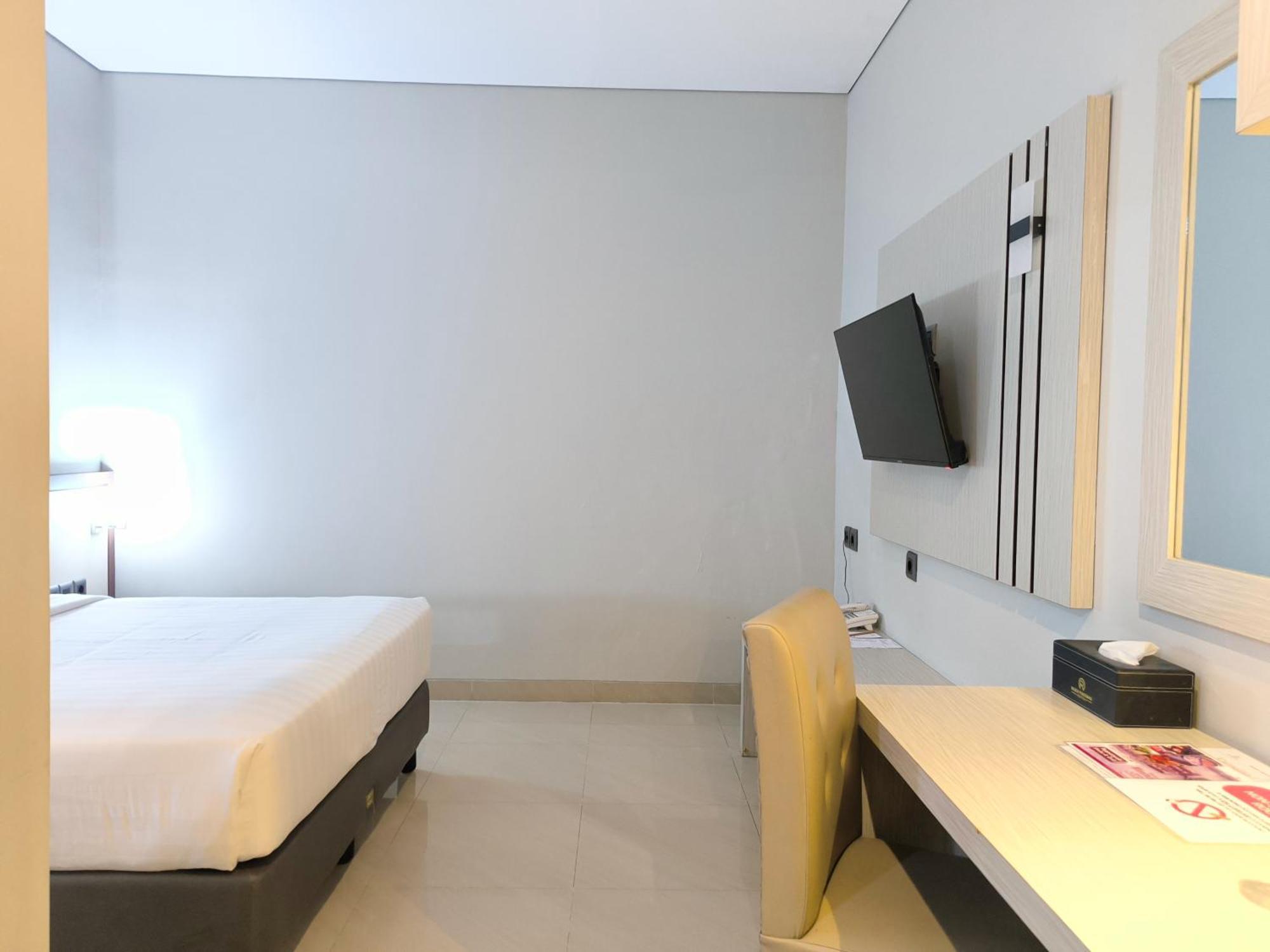 Rylich Panorama Hotel Sorong Habitación foto