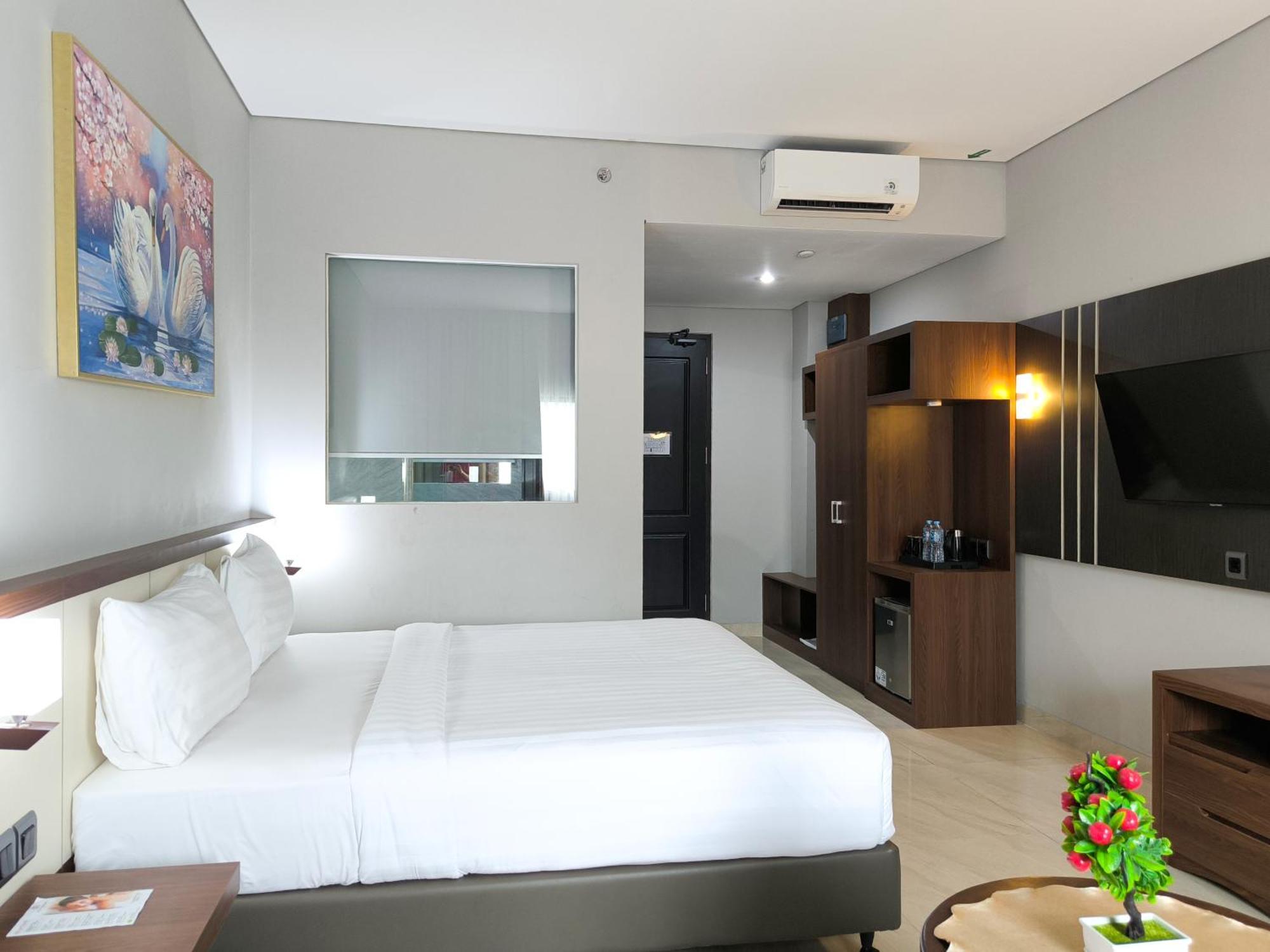 Rylich Panorama Hotel Sorong Habitación foto